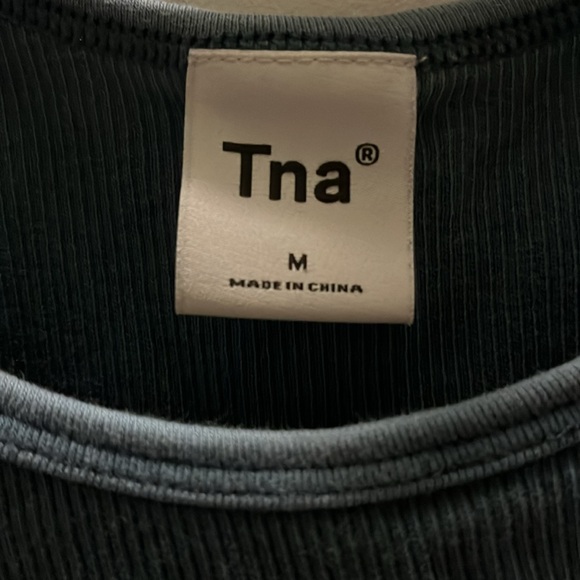 Aritzia Tna Ribbed Cropped Tank - Picture 4 of 4